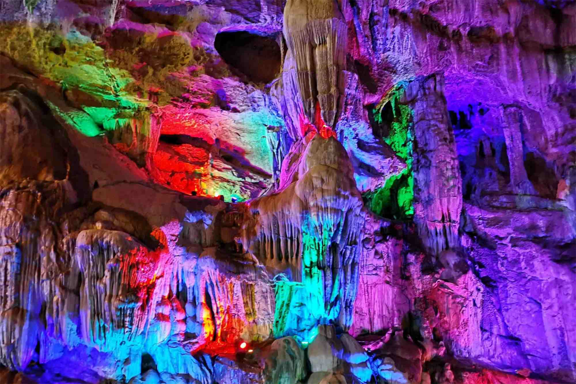 Jiuxiang Cave Tour