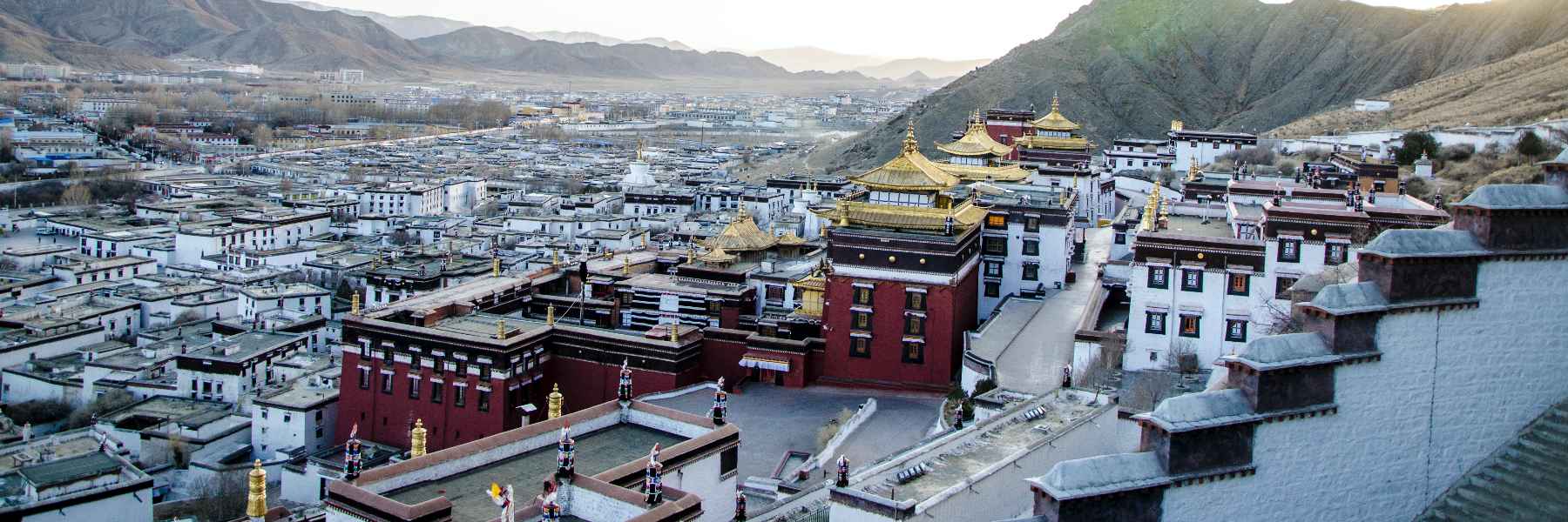 Norbulingka Park Tour