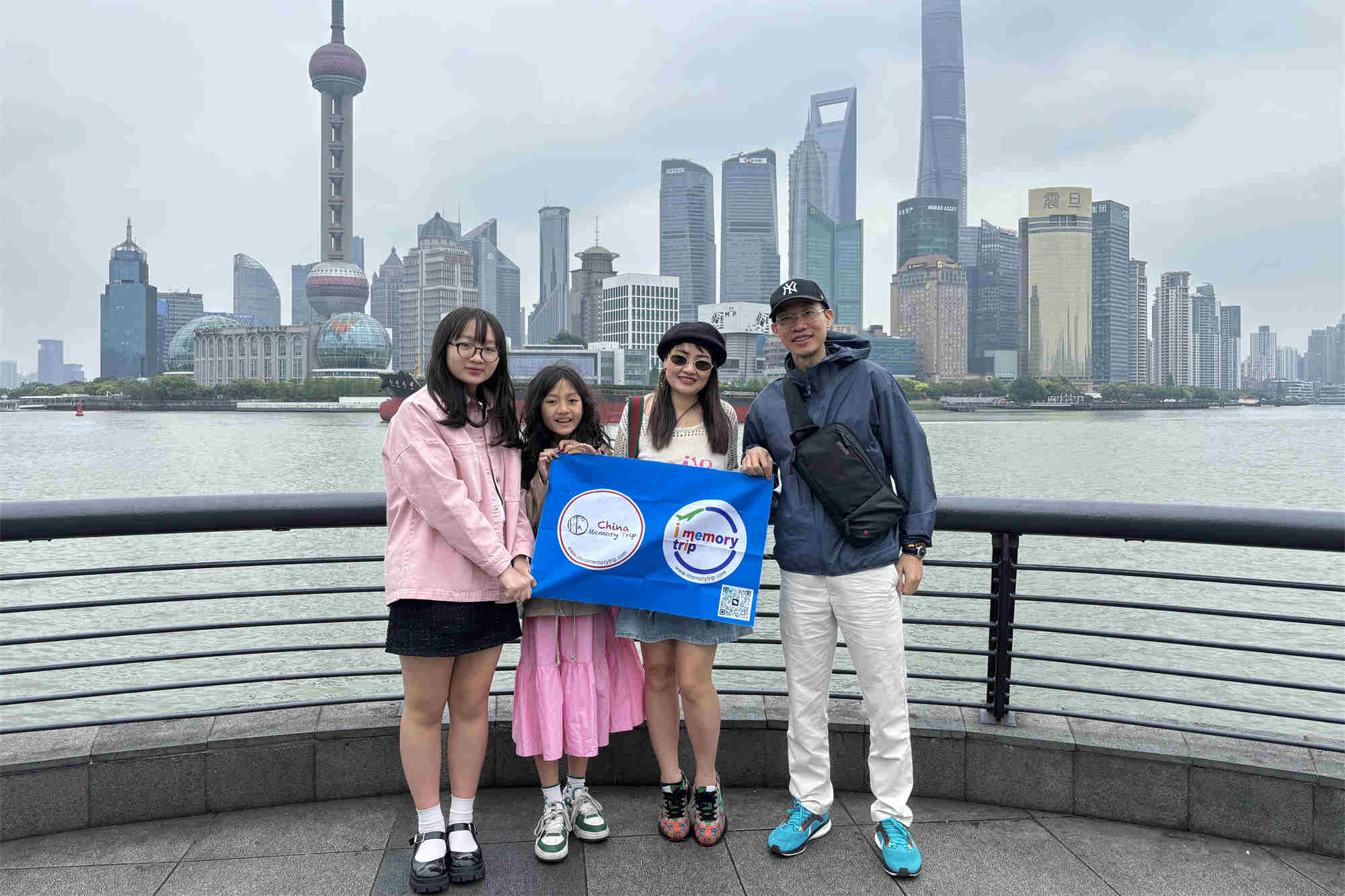 Shanghai Private Day Tour to Shanghai Tower and Oriental Pearl Tower
