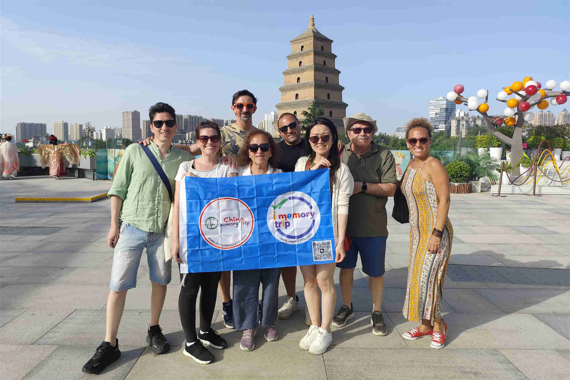 Xian tour guide private travel local tavel agency