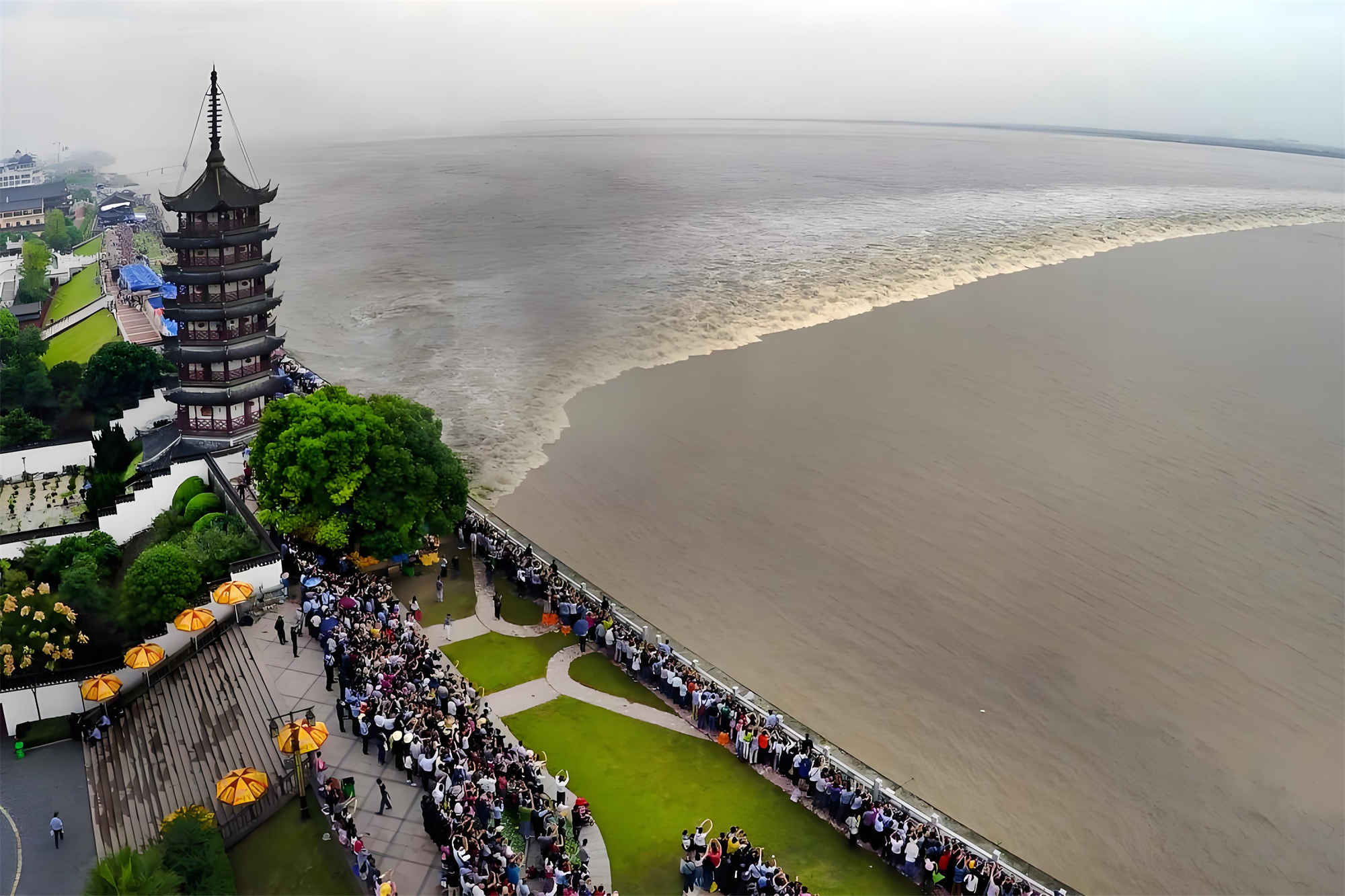 Qiantang River Hangzhou tour guide Hangzhou Travel Agency 